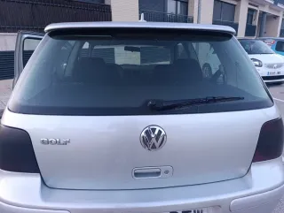 Alerón Volkswagen Golf Plata