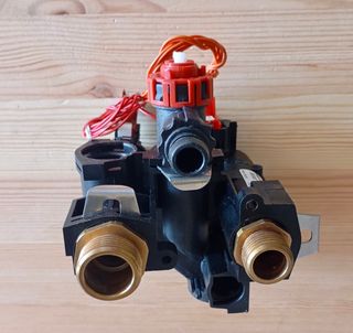 CALDERA CALDERA FERROLI BLUEHELIX TECH RRT 28C IZQ