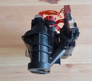 CALDERA CALDERA FERROLI BLUEHELIX TECH RRT 28C IZQ