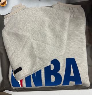 Felpa Essentials x NBA Grigia