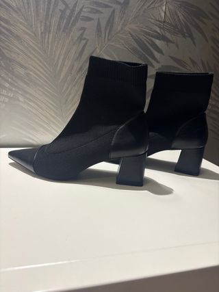 Botines negros Stradivarius talla 37