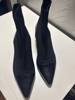 Botines negros Stradivarius talla 37