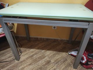 Juego de sillas y mesa de cocina