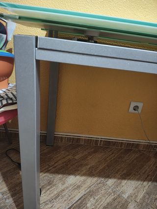 Juego de sillas y mesa de cocina