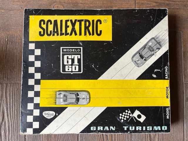 Scalextric GT60 con 2 Mercedes exin