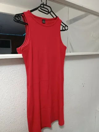 Vestido rojo de tirantes