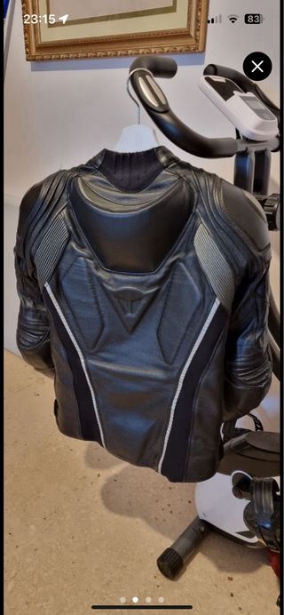 CHAQUETA DAINESE CUERO