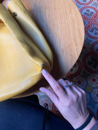 Bolso H&M Mostaza Ajustable