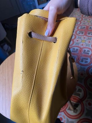 Bolso H&M Mostaza Ajustable