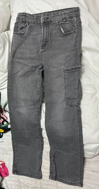 Pantalón cargo gris 10-11 años