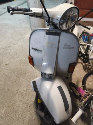 Vespa P200E 1982