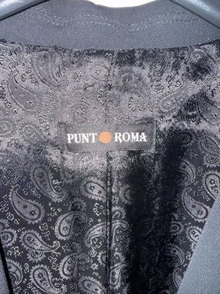Americana Punt Roma Talla 52 Negra. Solo un uso