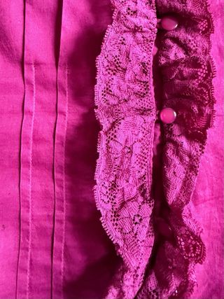 Camisa Cortefiel fucsia con puntilla T40