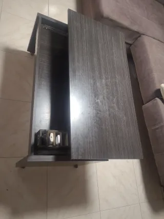 Mesa centro elevable con ruedas