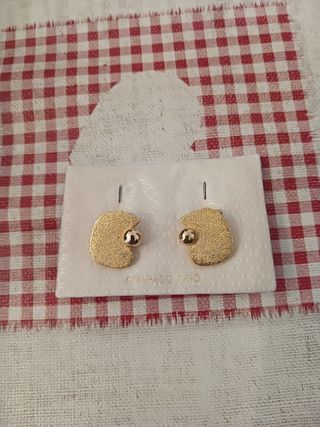 Pendientes chapados en oro vintage nuevo