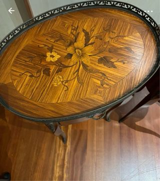 Comodini antichi in legno e metallo