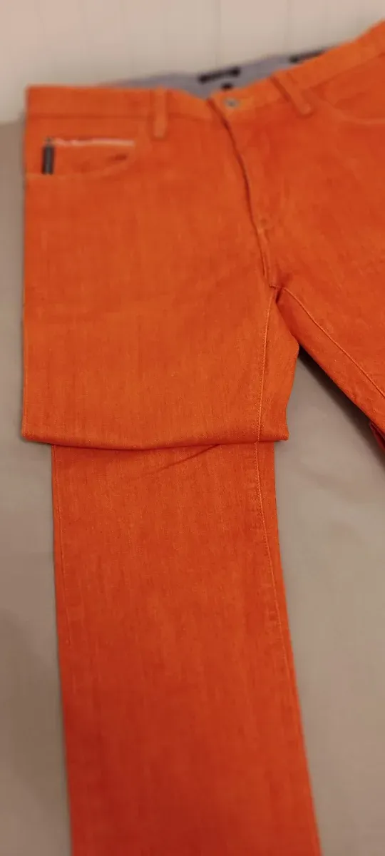 Pantalón Armani Jeans Hombre Talla M Naranja tono