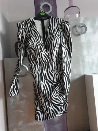 Vestido ajustado cebra