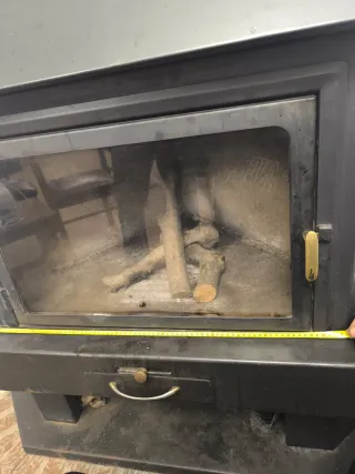 Chimenea de leña hierro negra