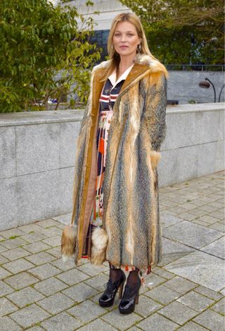 ABRIGO PIEL ZORRO VIRGINIA