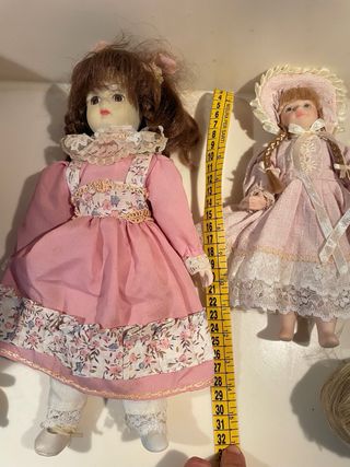 Lotto bambole vintage con scatola latta