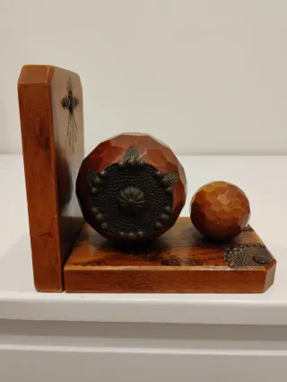 Par de Suportes para Livros