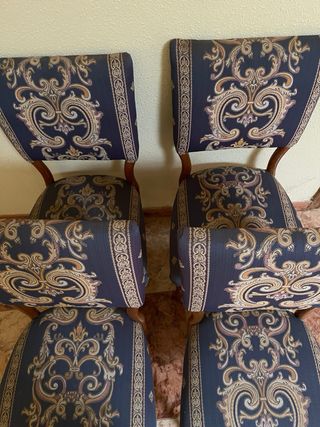 Juego de 4 sillas vintage tapizadas