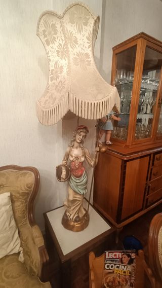 Lámparas de cerámica con figura