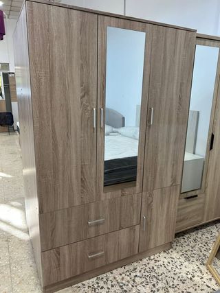 Armario 3 puertas nuevo