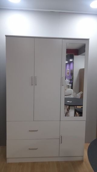Armario 3 puertas nuevo