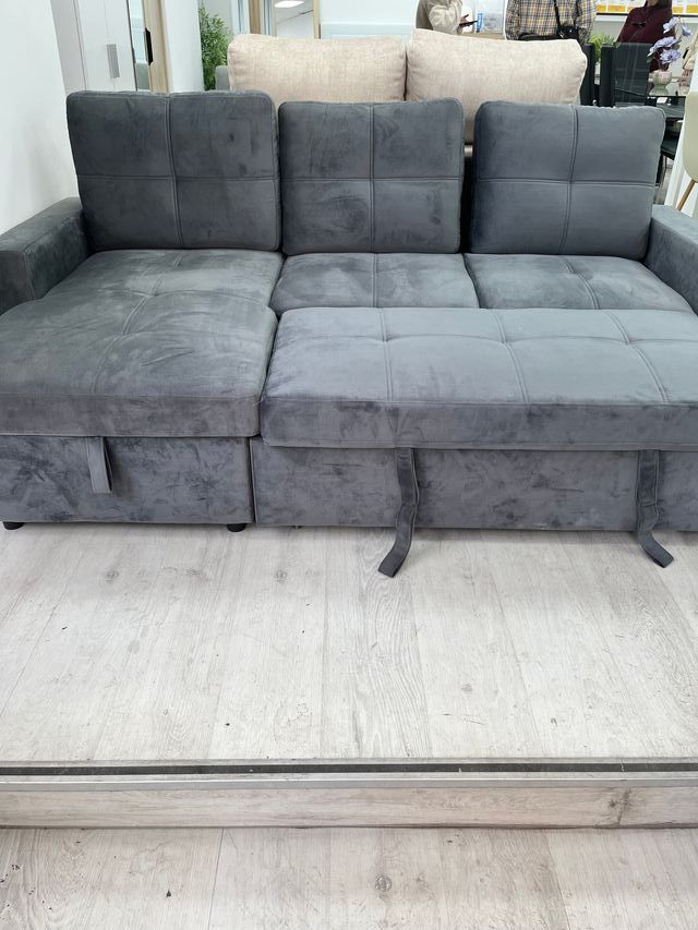 Sofá cama chaise longue con arcón