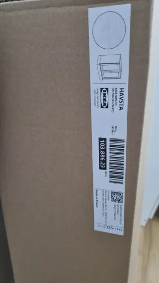 Armario blanco de salón