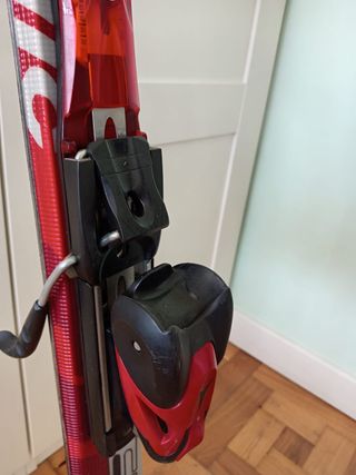 Esquís Atomic Izor 5:3 medida 1.59 cm