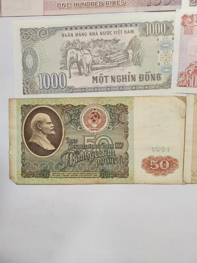 Lote Billetes Internacionales Varios