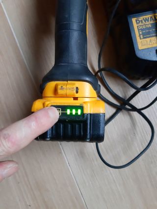 DeWalt DCG412 amoladora radial 18V