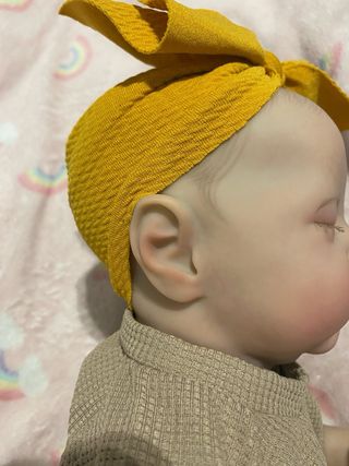Bebé Reborn realista con certificado de nacimiento