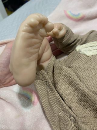 Bebé Reborn realista con certificado de nacimiento