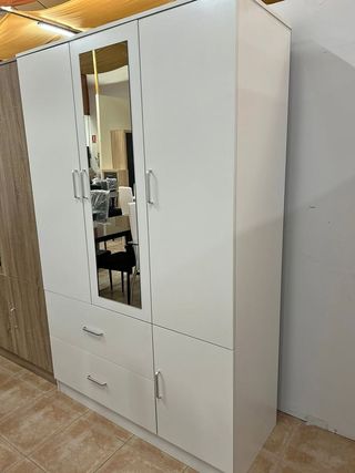 Armario 3 puertas Wok nuevo