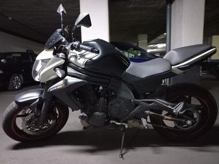 Kawasaki Er6n ABS