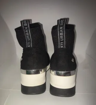 Botines XTI Mujer Negro