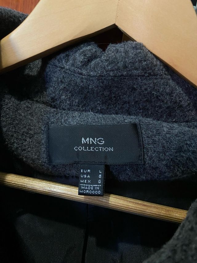 Abrigo de lana negro