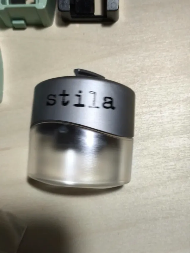 Neceser Clinique Gris más accesorios