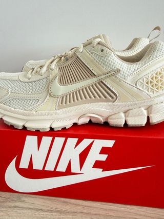 Zapatillas Nike Vomero 5 