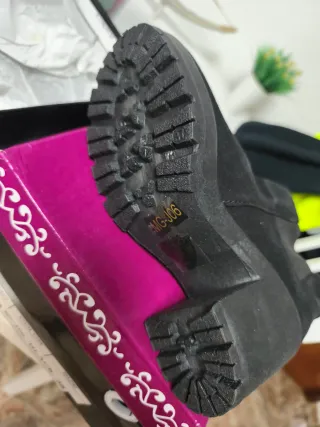 Botines negros de tacón