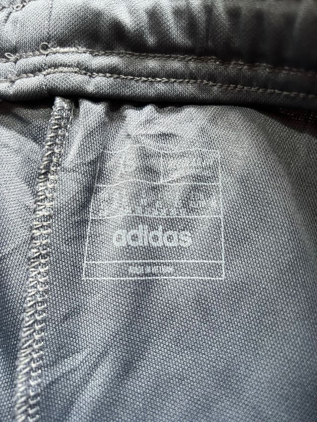 Pantalón de Chandal Jogger Adidas Gris 