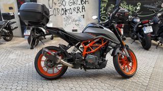 KTM Duke 390 - Año 2022