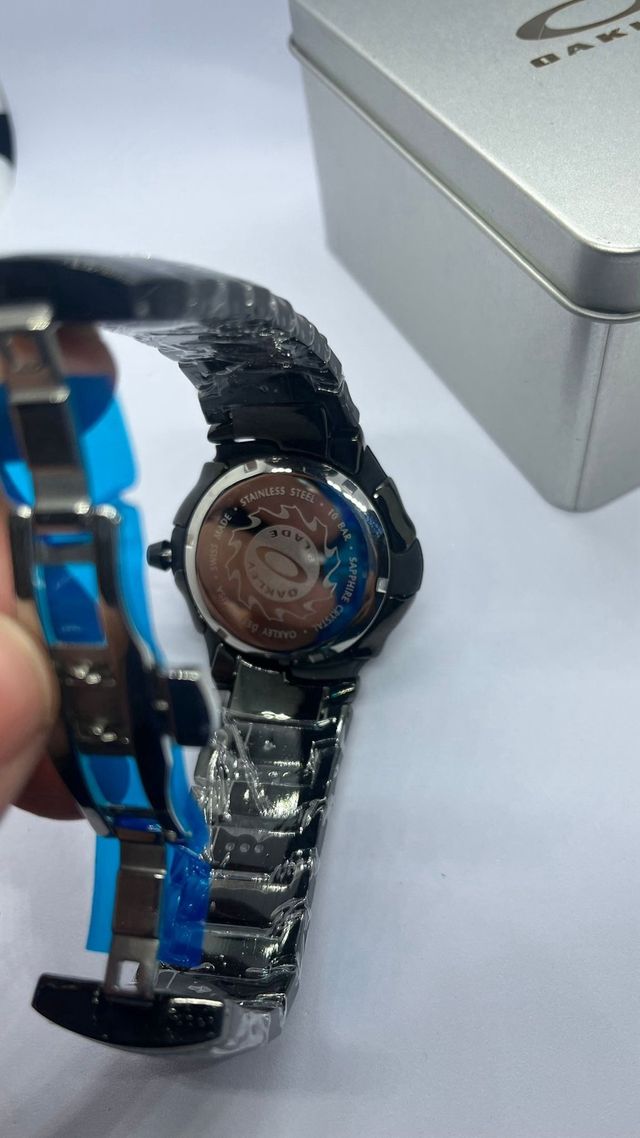 Reloj Oakley Blade 2 Negro/Rojo