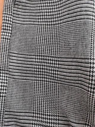 Shorts Estampado con cuadros de Zara.