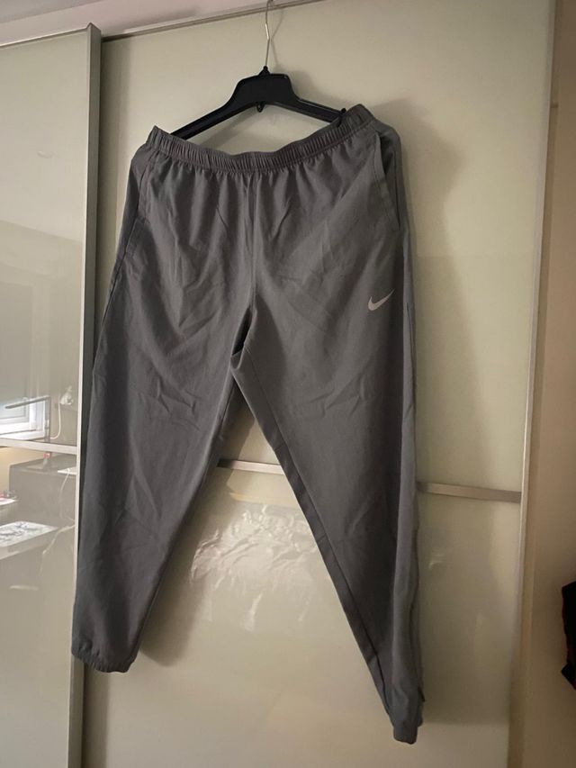 Pantalón Gym Nike Hombre Gris Talla L