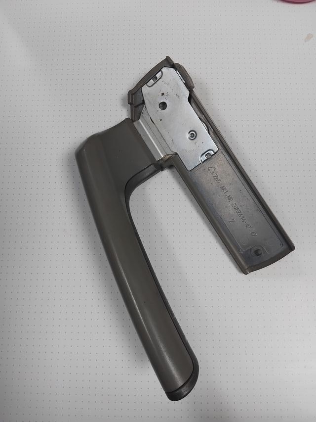 Meneta o tirador de nevera